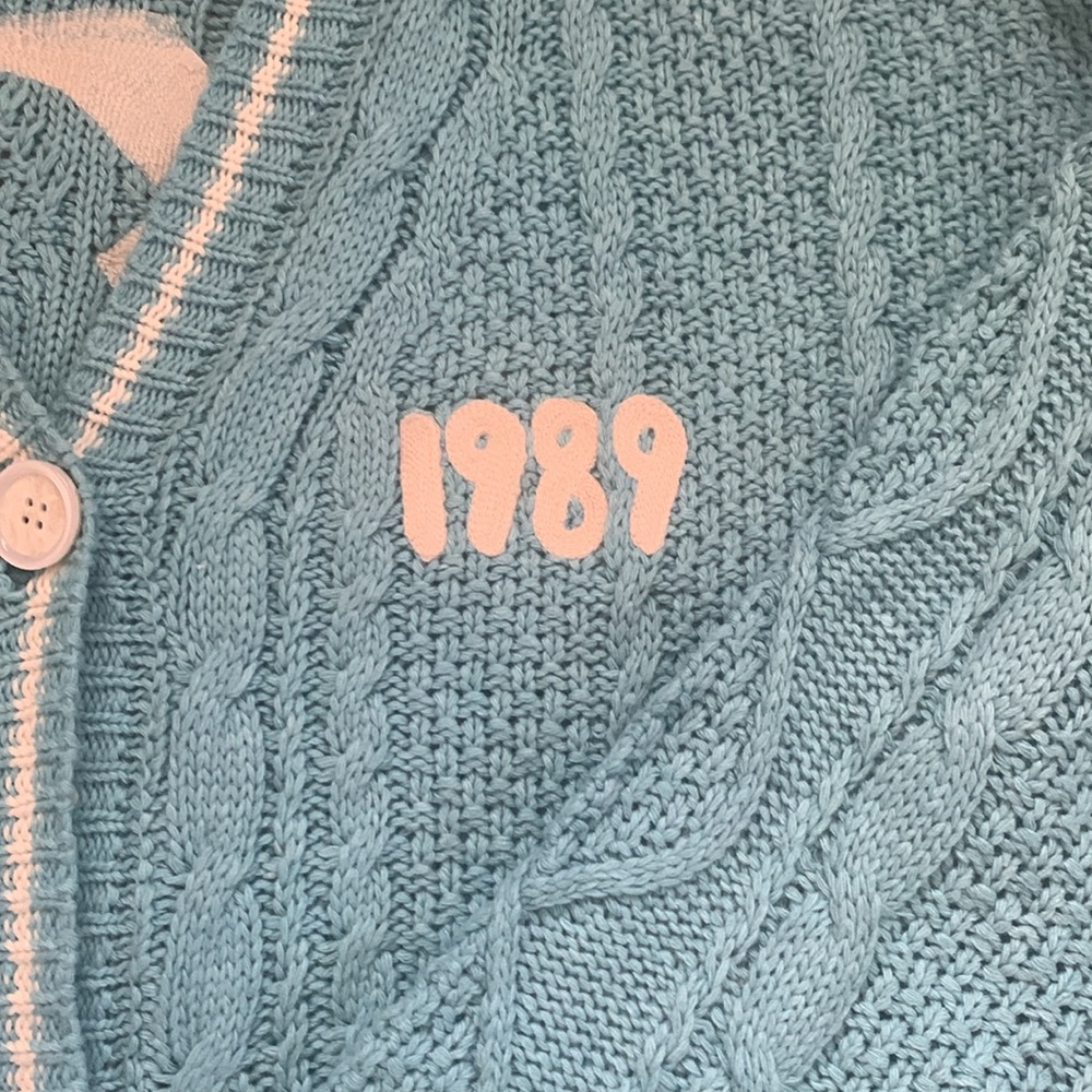 Taylor Swift’s 1989 Taylor’s Version Women's Blue Cable Knit Sweater - Picture 3 of 6